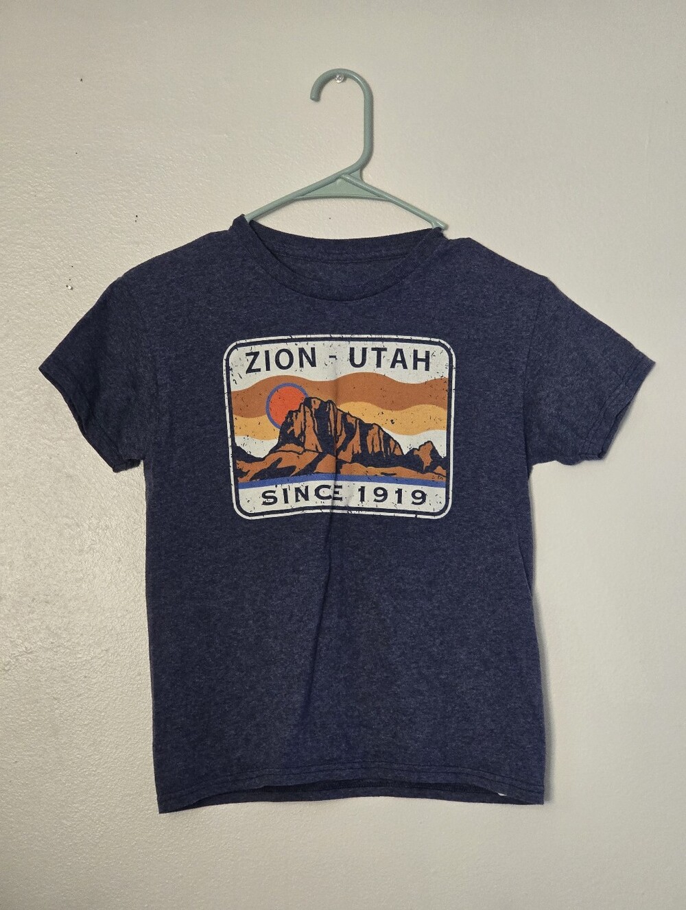 Zion Utah Graphic Kids Small Tee